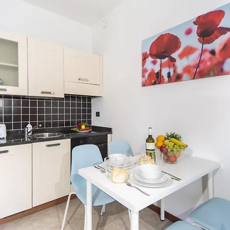 Апартаменты Views *